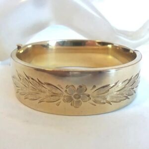 Antique Carl Art 12K Gold Filled Engraved Etched Bangle Bracelet 34.5 Grams